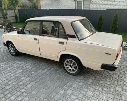 Білий ВАЗ 2105, об'ємом двигуна 1.3 л та пробігом 75 тис. км за 950 $, фото 6 на Automoto.ua