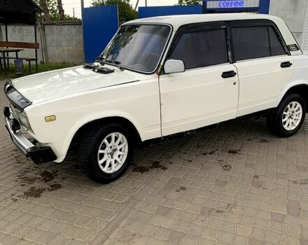 Белый ВАЗ 2105, объемом двигателя 1.3 л и пробегом 246 тыс. км за 700 $, фото 1 на Automoto.ua