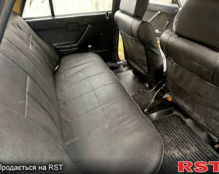 Белый ВАЗ 2105, объемом двигателя 1.3 л и пробегом 0 тыс. км за 500 $, фото 4 на Automoto.ua