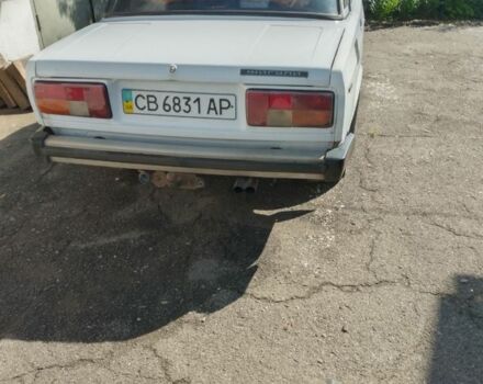 Белый ВАЗ 2105, объемом двигателя 1.3 л и пробегом 2 тыс. км за 1100 $, фото 3 на Automoto.ua