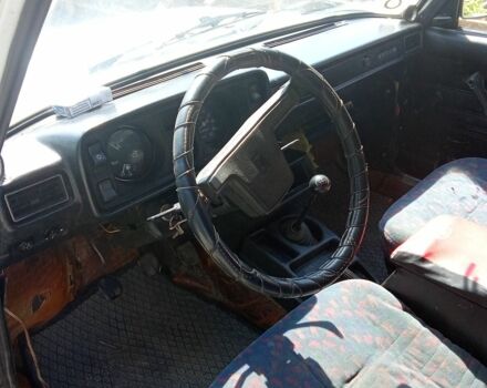 Білий ВАЗ 2105, об'ємом двигуна 0 л та пробігом 1000 тис. км за 606 $, фото 4 на Automoto.ua