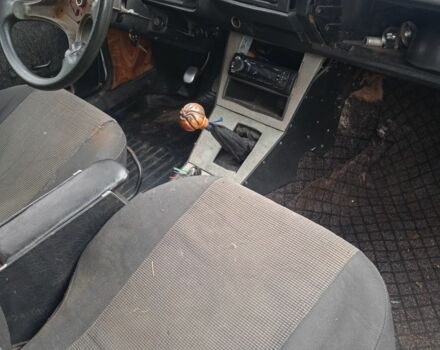 Белый ВАЗ 2105, объемом двигателя 1.3 л и пробегом 1 тыс. км за 361 $, фото 4 на Automoto.ua