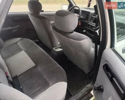 Белый ВАЗ 2105, объемом двигателя 2 л и пробегом 60 тыс. км за 1350 $, фото 17 на Automoto.ua