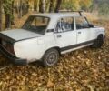Белый ВАЗ 2105, объемом двигателя 1.3 л и пробегом 300 тыс. км за 524 $, фото 2 на Automoto.ua