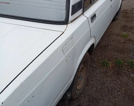 Білий ВАЗ 2105, об'ємом двигуна 1 л та пробігом 2 тис. км за 568 $, фото 4 на Automoto.ua
