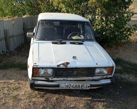 Белый ВАЗ 2105, объемом двигателя 1.1 л и пробегом 150 тыс. км за 384 $, фото 2 на Automoto.ua