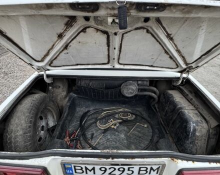 Белый ВАЗ 2105, объемом двигателя 1.3 л и пробегом 55 тыс. км за 500 $, фото 5 на Automoto.ua