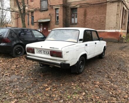 Белый ВАЗ 2105, объемом двигателя 1.3 л и пробегом 777 тыс. км за 500 $, фото 5 на Automoto.ua