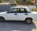 Белый ВАЗ 2105, объемом двигателя 1.3 л и пробегом 150 тыс. км за 1000 $, фото 4 на Automoto.ua