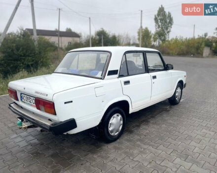 Білий ВАЗ 2105, об'ємом двигуна 1.2 л та пробігом 164 тис. км за 800 $, фото 3 на Automoto.ua
