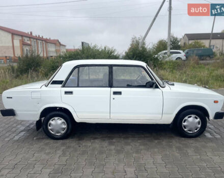 Білий ВАЗ 2105, об'ємом двигуна 1.2 л та пробігом 164 тис. км за 800 $, фото 2 на Automoto.ua