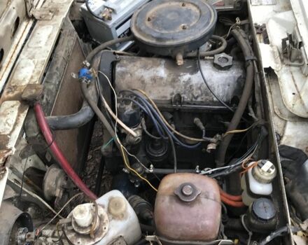 Белый ВАЗ 2105, объемом двигателя 1.3 л и пробегом 777 тыс. км за 500 $, фото 13 на Automoto.ua