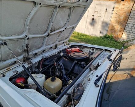 Белый ВАЗ 2105, объемом двигателя 1.2 л и пробегом 95 тыс. км за 850 $, фото 3 на Automoto.ua