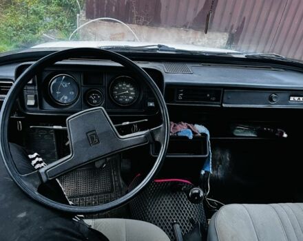 Белый ВАЗ 2105, объемом двигателя 1.2 л и пробегом 80 тыс. км за 479 $, фото 2 на Automoto.ua