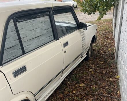 Белый ВАЗ 2105, объемом двигателя 0 л и пробегом 1 тыс. км за 384 $, фото 3 на Automoto.ua