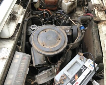 Белый ВАЗ 2105, объемом двигателя 1.3 л и пробегом 777 тыс. км за 500 $, фото 14 на Automoto.ua