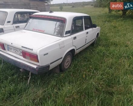 Белый ВАЗ 2105, объемом двигателя 1.2 л и пробегом 100 тыс. км за 700 $, фото 2 на Automoto.ua