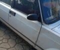 Белый ВАЗ 2105, объемом двигателя 1.5 л и пробегом 500 тыс. км за 400 $, фото 3 на Automoto.ua