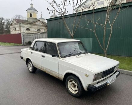 Белый ВАЗ 2105, объемом двигателя 1.5 л и пробегом 250 тыс. км за 473 $, фото 1 на Automoto.ua