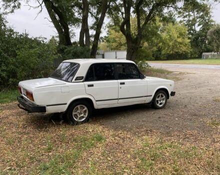 Белый ВАЗ 2105, объемом двигателя 0 л и пробегом 100 тыс. км за 651 $, фото 3 на Automoto.ua