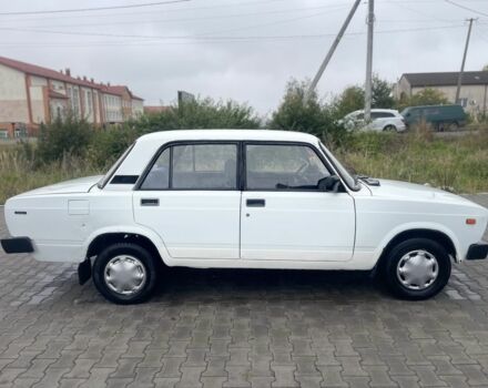 Белый ВАЗ 2105, объемом двигателя 1.2 л и пробегом 164 тыс. км за 800 $, фото 1 на Automoto.ua