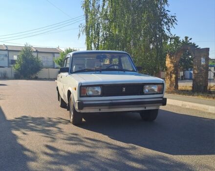 Белый ВАЗ 2105, объемом двигателя 1 л и пробегом 85 тыс. км за 1199 $, фото 2 на Automoto.ua