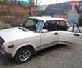 Белый ВАЗ 2105, объемом двигателя 1.5 л и пробегом 500 тыс. км за 900 $, фото 1 на Automoto.ua