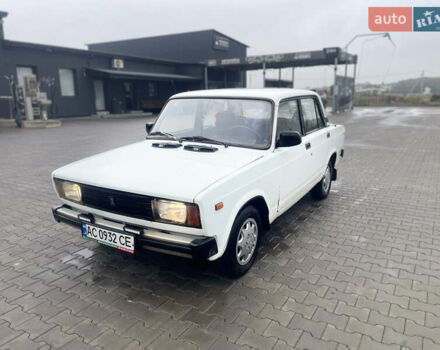 Білий ВАЗ 2105, об'ємом двигуна 1.2 л та пробігом 164 тис. км за 800 $, фото 8 на Automoto.ua