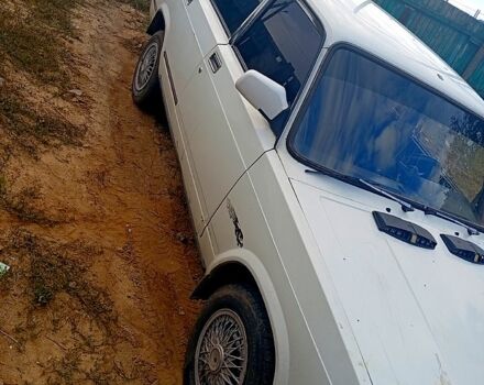 Белый ВАЗ 2105, объемом двигателя 1.5 л и пробегом 0 тыс. км за 650 $, фото 1 на Automoto.ua