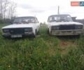 Белый ВАЗ 2105, объемом двигателя 1.2 л и пробегом 100 тыс. км за 700 $, фото 1 на Automoto.ua
