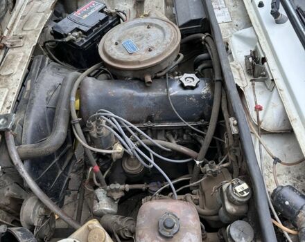 Белый ВАЗ 2105, объемом двигателя 1.2 л и пробегом 60 тыс. км за 750 $, фото 7 на Automoto.ua