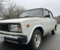 Белый ВАЗ 2105, объемом двигателя 1.5 л и пробегом 250 тыс. км за 473 $, фото 1 на Automoto.ua