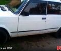 Белый ВАЗ 2105, объемом двигателя 1.5 л и пробегом 0 тыс. км за 440 $, фото 2 на Automoto.ua