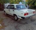 Белый ВАЗ 2105, объемом двигателя 1.5 л и пробегом 1000 тыс. км за 650 $, фото 1 на Automoto.ua
