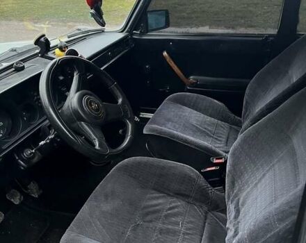 Белый ВАЗ 2105, объемом двигателя 0 л и пробегом 190 тыс. км за 700 $, фото 4 на Automoto.ua