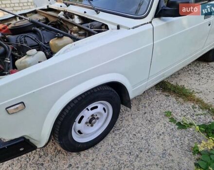 Білий ВАЗ 2105, об'ємом двигуна 1.2 л та пробігом 95 тис. км за 850 $, фото 3 на Automoto.ua