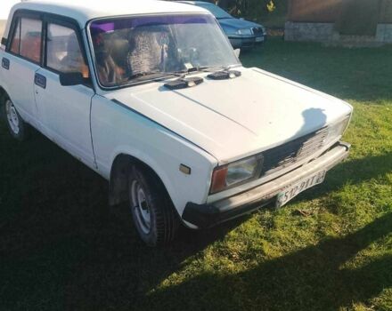 Белый ВАЗ 2105, объемом двигателя 1.5 л и пробегом 40 тыс. км за 650 $, фото 2 на Automoto.ua