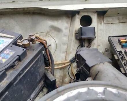 Белый ВАЗ 2105, объемом двигателя 1.2 л и пробегом 125 тыс. км за 670 $, фото 6 на Automoto.ua