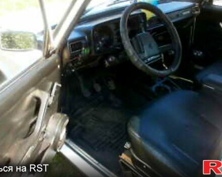 ВАЗ 2105 1992 в Черкассах на Automoto.ua Белый ВАЗ 2105, объемом двигателя 1.5 л и пробегом 164 тыс. км за 500 $, фото 4 на Automoto.ua