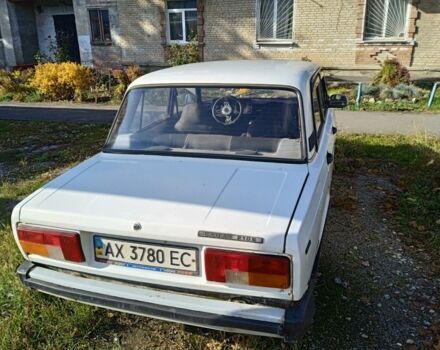 Белый ВАЗ 2105, объемом двигателя 1.2 л и пробегом 300 тыс. км за 350 $, фото 2 на Automoto.ua