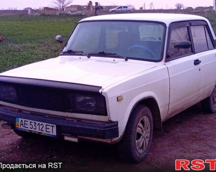 Білий ВАЗ 2105, об'ємом двигуна 1.2 л та пробігом 300 тис. км за 550 $, фото 2 на Automoto.ua