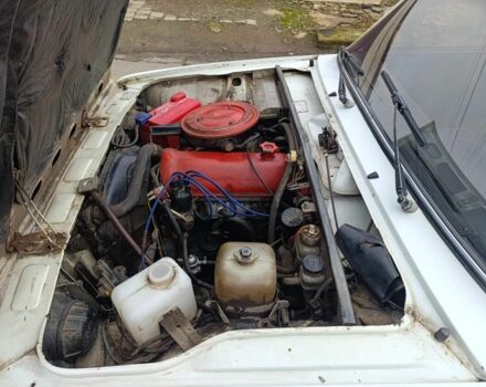 Белый ВАЗ 2105, объемом двигателя 1.5 л и пробегом 200 тыс. км за 1050 $, фото 10 на Automoto.ua