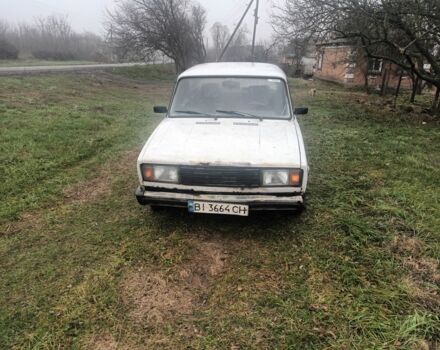 Білий ВАЗ 2105, об'ємом двигуна 1.2 л та пробігом 155 тис. км за 331 $, фото 4 на Automoto.ua