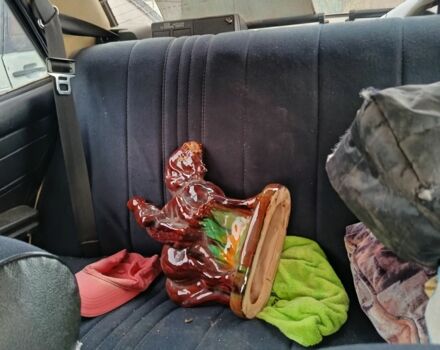 Білий ВАЗ 2105, об'ємом двигуна 1 л та пробігом 1000 тис. км за 167 $, фото 7 на Automoto.ua