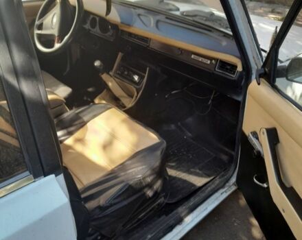 Білий ВАЗ 2105, об'ємом двигуна 1.6 л та пробігом 260 тис. км за 800 $, фото 7 на Automoto.ua