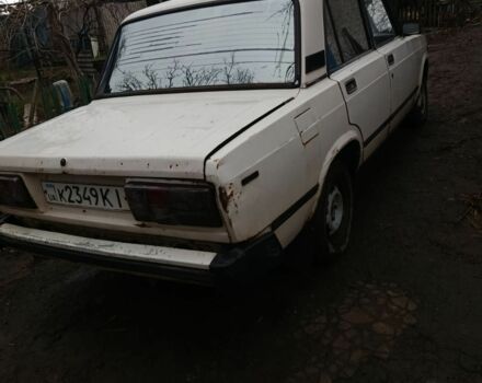 Белый ВАЗ 2105, объемом двигателя 0 л и пробегом 300 тыс. км за 356 $, фото 3 на Automoto.ua