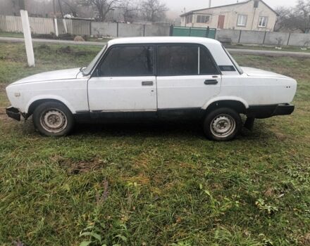 Білий ВАЗ 2105, об'ємом двигуна 1.2 л та пробігом 155 тис. км за 331 $, фото 3 на Automoto.ua