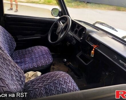 Білий ВАЗ 2105, об'ємом двигуна 1.3 л та пробігом 225 тис. км за 600 $, фото 5 на Automoto.ua