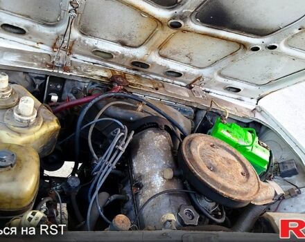 Білий ВАЗ 2105, об'ємом двигуна 1.3 л та пробігом 225 тис. км за 600 $, фото 4 на Automoto.ua