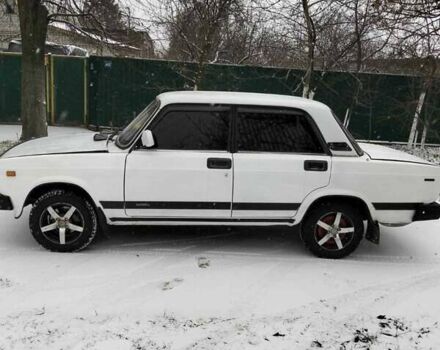 Білий ВАЗ 2105, об'ємом двигуна 1.5 л та пробігом 27 тис. км за 1500 $, фото 1 на Automoto.ua